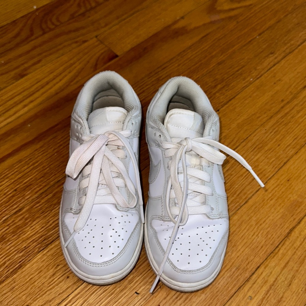 Nike Photon dust dunks women size 5.5